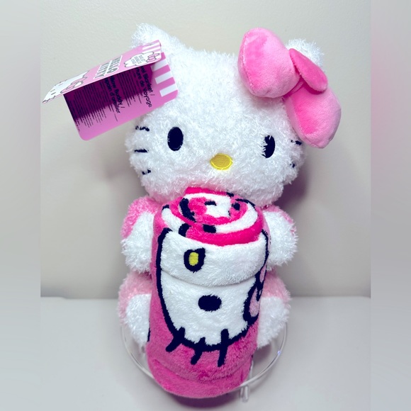 Hello Kitty Travel Buddy Set - Picture 2 of 3